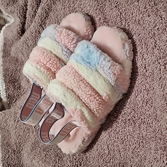 Ugg Fluff Yeah Slide - Picture 5 of 5